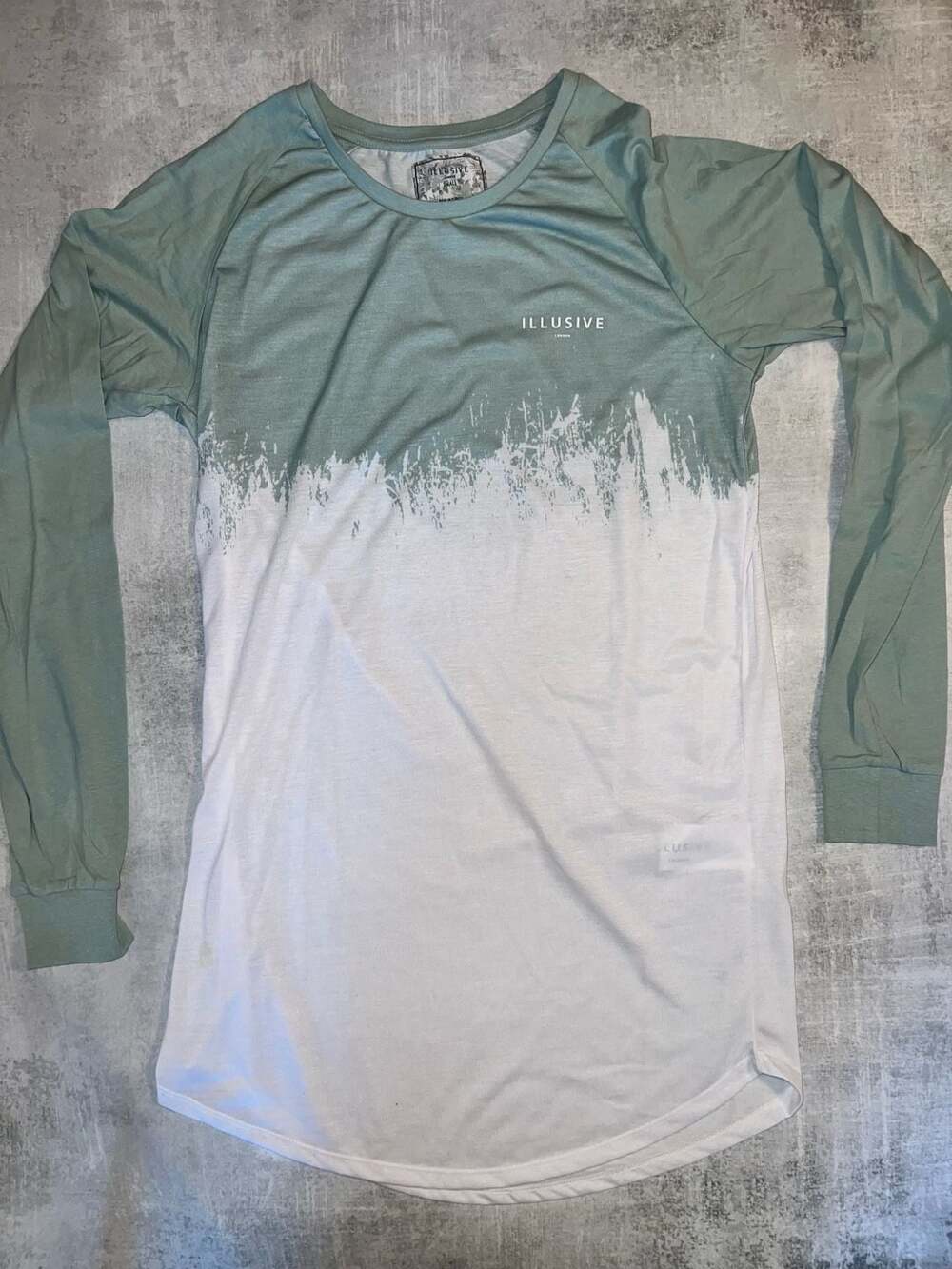 Illusive London Men's Long Sleeve Ombre Fade Performance T-Shirt